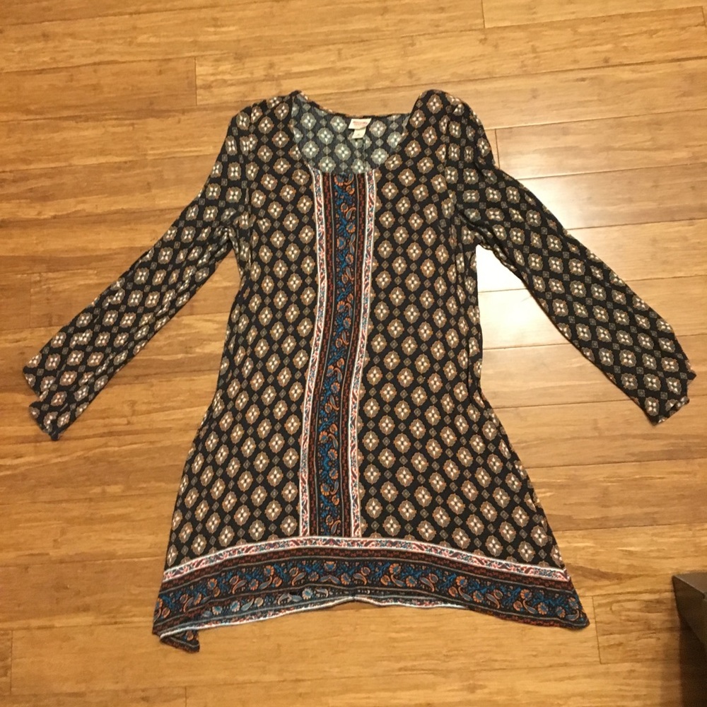Women’s long sleeve dress